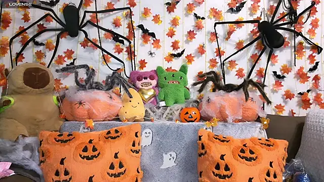 Snapshot of _Devill_Baby chatting on 29, 10, 2025 Devill Baby online show from 29, 10, 2025