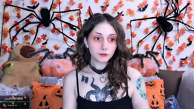 Snapshot of _Devill_Baby chatting on 7, 11, 2025 Devill Baby online show from 7, 11, 2025