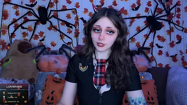 Snapshot of _Devill_Baby chatting on 9, 11, 2025 Devill Baby online show from 9, 11, 2025