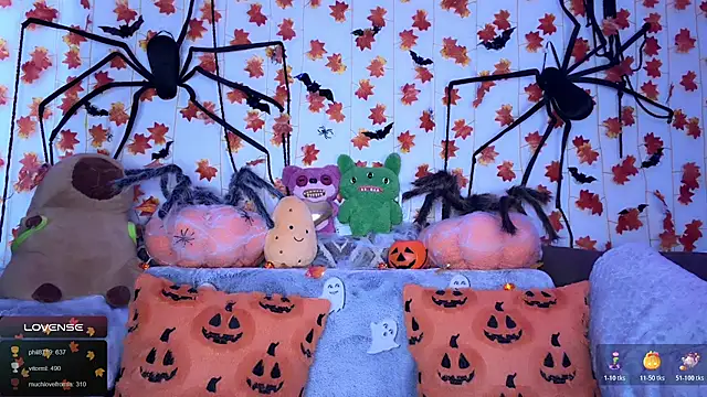 Snapshot of _Devill_Baby chatting on 12, 11, 2025 Devill Baby online show from 12, 11, 2025