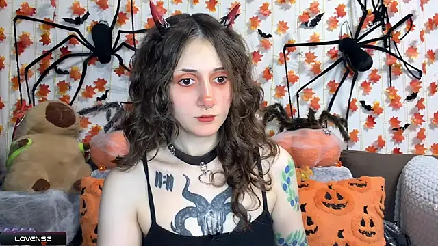 Snapshot of _Devill_Baby chatting on 24, 11, 2025 Devill Baby online show from 24, 11, 2025