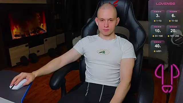 Snapshot of STRONGBEAUTY282 chatting on 30, 1, 2025 STRONGBEAUTY282 online show from 30, 1, 2025