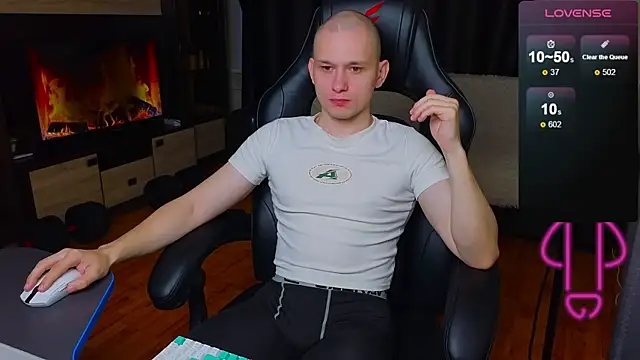 Snapshot of STRONGBEAUTY282 chatting on 30, 1, 2025 STRONGBEAUTY282 online show from 30, 1, 2025