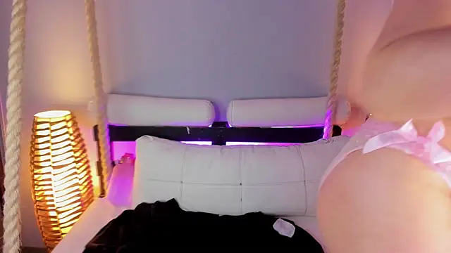 Snapshot of taiiga__ chatting on 7, 3, 2025 taiiga online show from 7, 3, 2025