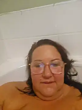 Bekahblows online show from 19, 2, 2025