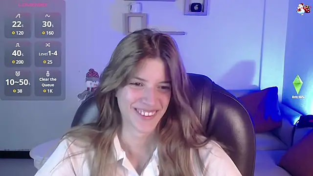 Snapshot of Nora_Vennucci chatting on 20, 12, 2024 Nora Vennucci online show from 20, 12, 2024