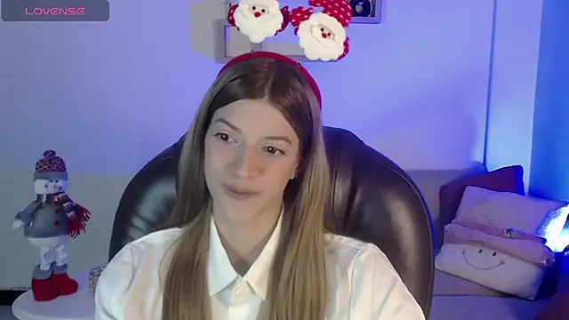 Snapshot of Nora_Vennucci chatting on 22, 12, 2024 Nora Vennucci online show from 22, 12, 2024