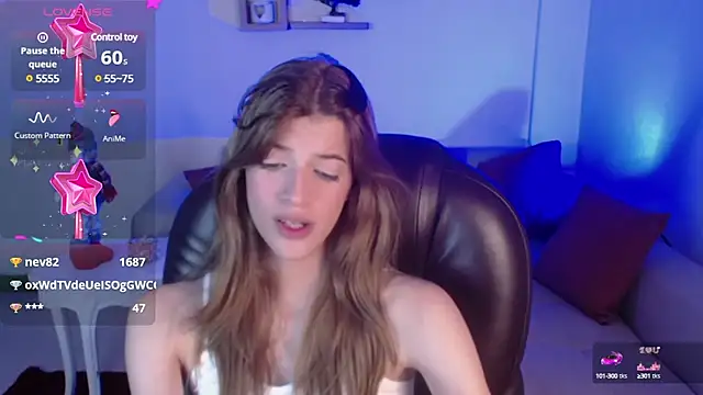 Snapshot of Nora_Vennucci chatting on 26, 12, 2024 Nora Vennucci online show from 26, 12, 2024