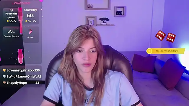 Snapshot of Nora_Vennucci chatting on 23, 1, 2025 Nora Vennucci online show from 23, 1, 2025