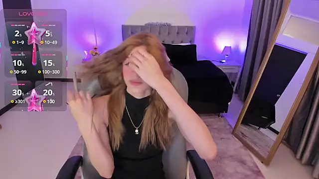 Snapshot of Nora_Vennucci chatting on 22, 3, 2025 Nora Vennucci online show from 22, 3, 2025