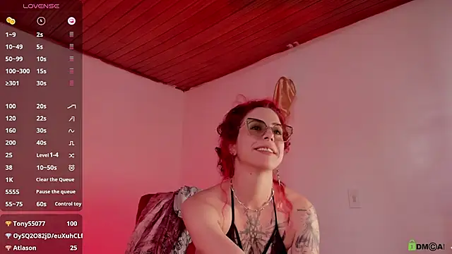 Snapshot of Borbala_Iggy chatting on 12, 12, 2024 Borbala Iggy online show from 12, 12, 2024