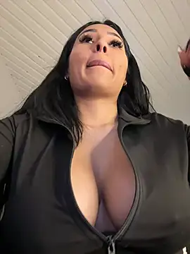 Anily Lovely online show from 25, 1, 2025