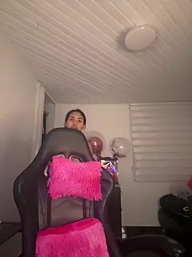 Anily Lovely online show from 16, 4, 2026