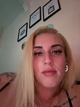 Snapshot of Barbie_26 chatting on 16, 1, 2025 Barbie 26 online show from 16, 1, 2025