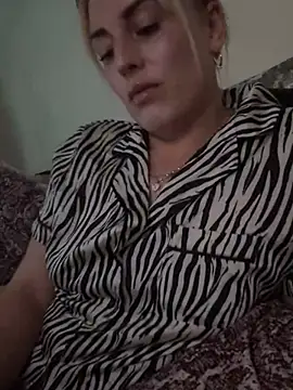 Snapshot of Barbie_26 chatting on 11, 3, 2025 Barbie 26 online show from 11, 3, 2025