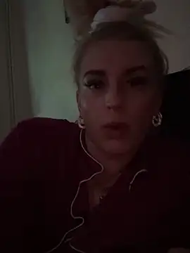 Snapshot of Barbie_26 chatting on 19, 3, 2025 Barbie 26 online show from 19, 3, 2025