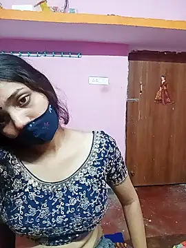 Snapshot of Cute-Simmi chatting on 10, 1, 2025 Cute-Simmi online show from 10, 1, 2025