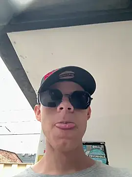 Daddyrich 632 online show from 11, 7, 2026
