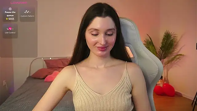 Snapshot of tender_babyy chatting on 3, 3, 2025 tender babyy online show from 3, 3, 2025