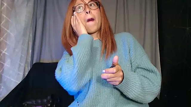 Snapshot of MirandaSingle chatting on 28, 11, 2025 MirandaSingle online show from 28, 11, 2025