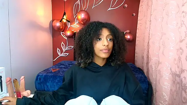 Zia Green online show from 25, 1, 2025