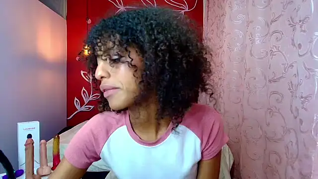 Zia Green online show from 23, 2, 2025