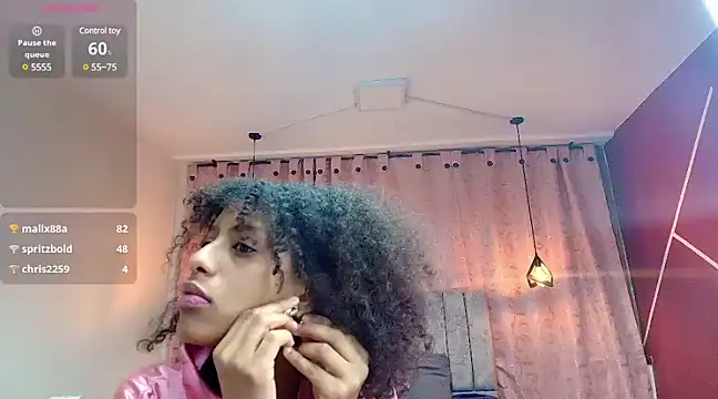 Zia Green online show from 16, 3, 2025