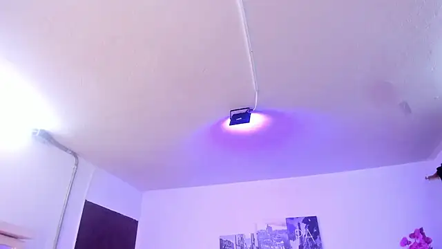 Amy Kiitty  online show from 26, 11, 2025