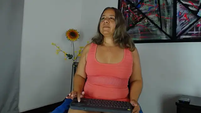 Snapshot of Iivana_19 chatting on 19, 3, 2025 Iivana 19 online show from 19, 3, 2025
