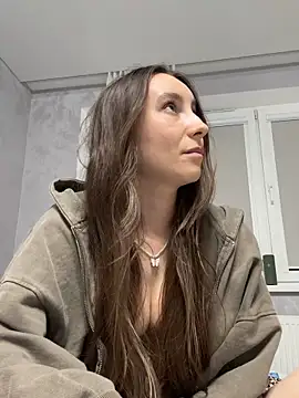 viviandaimond1 online show from 15, 4, 2026