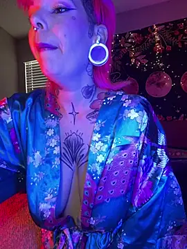 GoldieBakeman online show from 3, 3, 2025