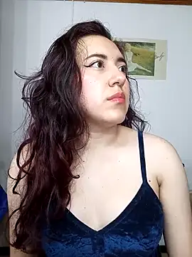 Snapshot of Emi_chik chatting on 27, 2, 2025 Emi chik online show from 27, 2, 2025