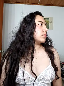 Snapshot of Emi_chik chatting on 16, 11, 2025 Emi chik online show from 16, 11, 2025