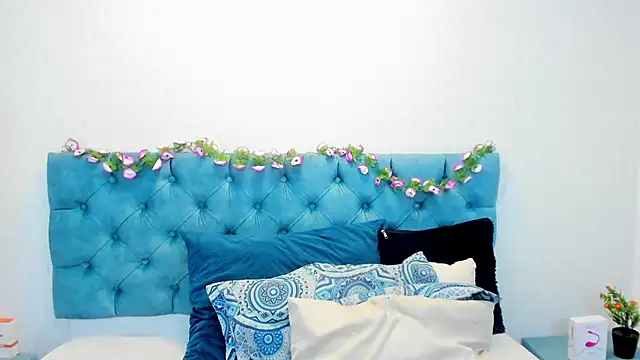 Sophie Smith69 online show from 9, 1, 2025