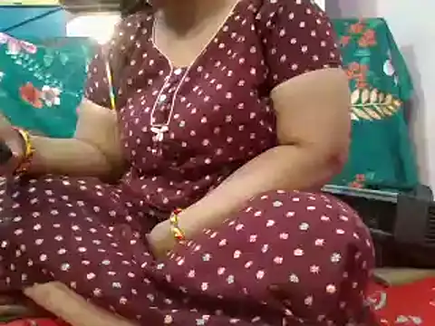 Snapshot of naina-80 chatting on 9, 1, 2025 naina-80 online show from 9, 1, 2025