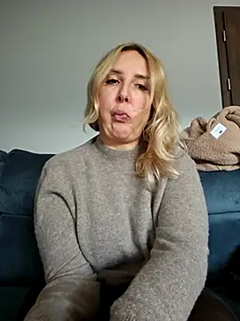 MariaRichi  online show from 27, 11, 2025