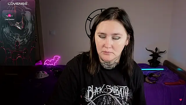 Emmybrightj  online show from 19, 12, 2025