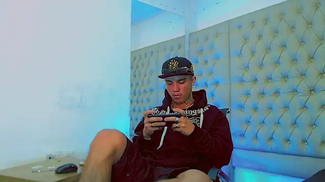 HannibalLester online show from 5, 2, 2025