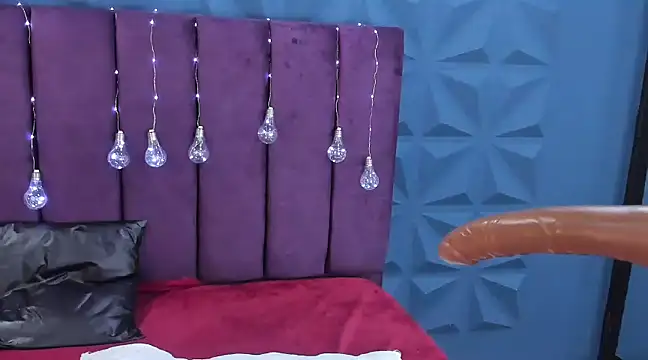 Snapshot of NicoleJonss chatting on 21, 1, 2025 NicoleJonss online show from 21, 1, 2025