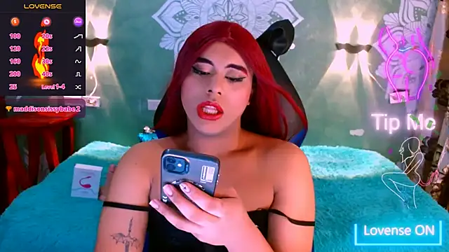 Emili Roux online show from 7, 3, 2025