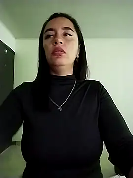 hailey85 online show from 12, 4, 2026