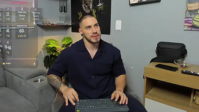 Snapshot of Giorgio-Leone chatting on 19, 10, 2025 Giorgio-Leone online show from 19, 10, 2025