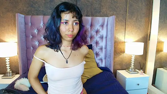 Akane Uwu online show from 22, 2, 2025