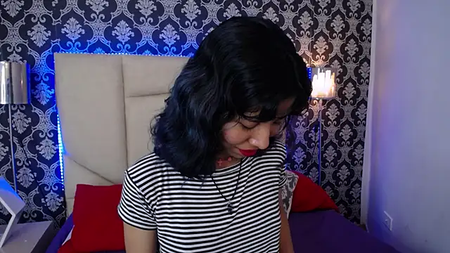 Akane Uwu online show from 27, 2, 2025