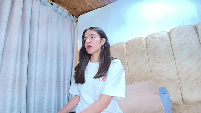 dafne queenn online show from 21, 2, 2026