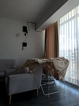 ARIANA SAENS online show from 2, 2, 2025