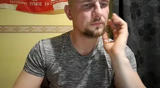 Regularfucker28 online show from 16, 12, 2024