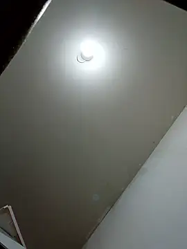 Snapshot of annybarros21 chatting on 11, 3, 2026 annybarros21 online show from 11, 3, 2026