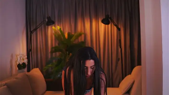 GinaValentinna online show from 20, 2, 2025