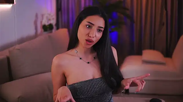 GinaValentinna online show from 6, 3, 2025